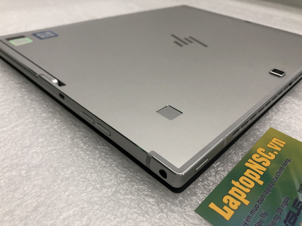 上質で快適 Elite HP x2G4 未使用 Windows11Pro i7 ノートPC